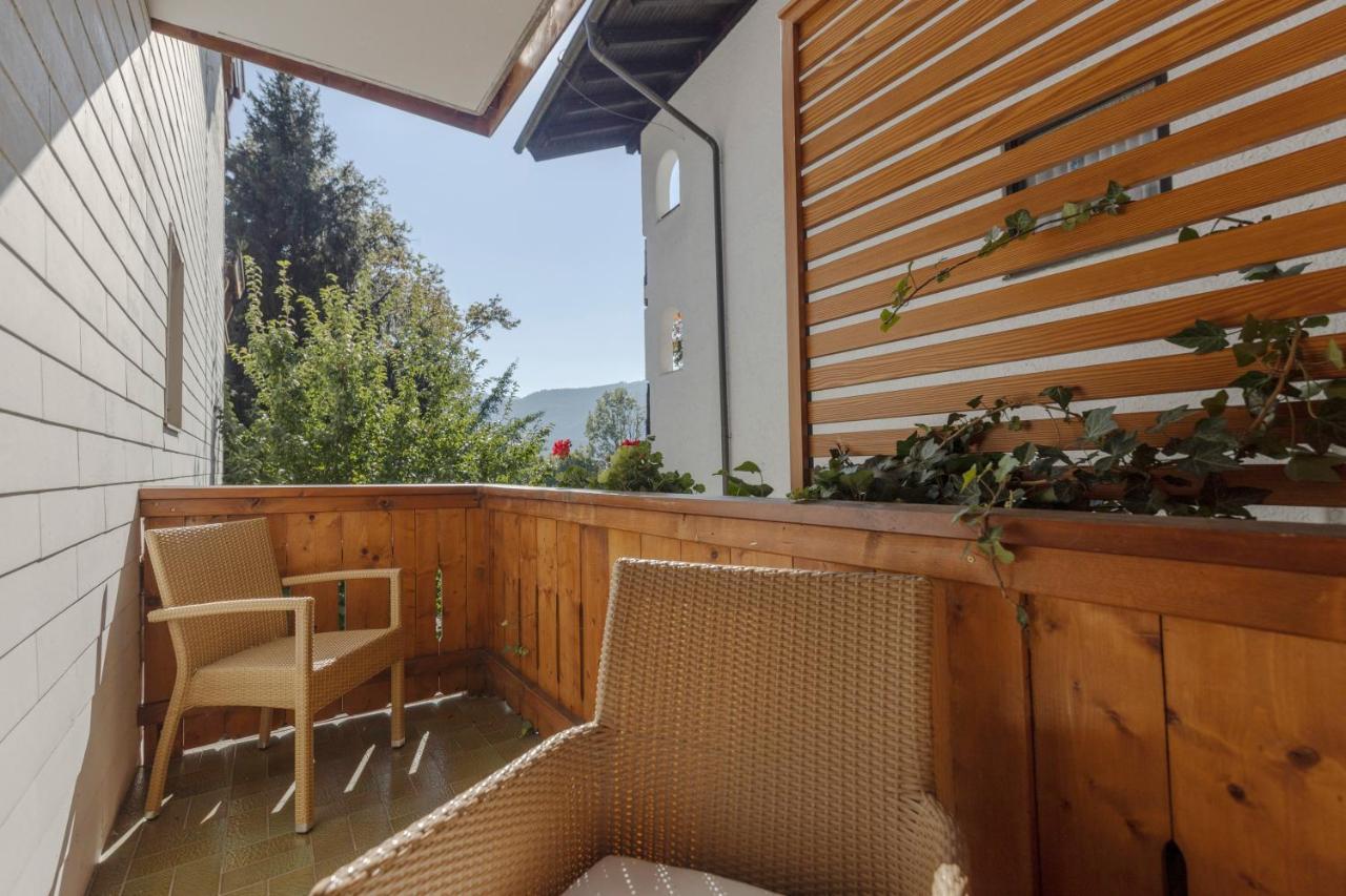 Dreibettzimmer mit Balkon